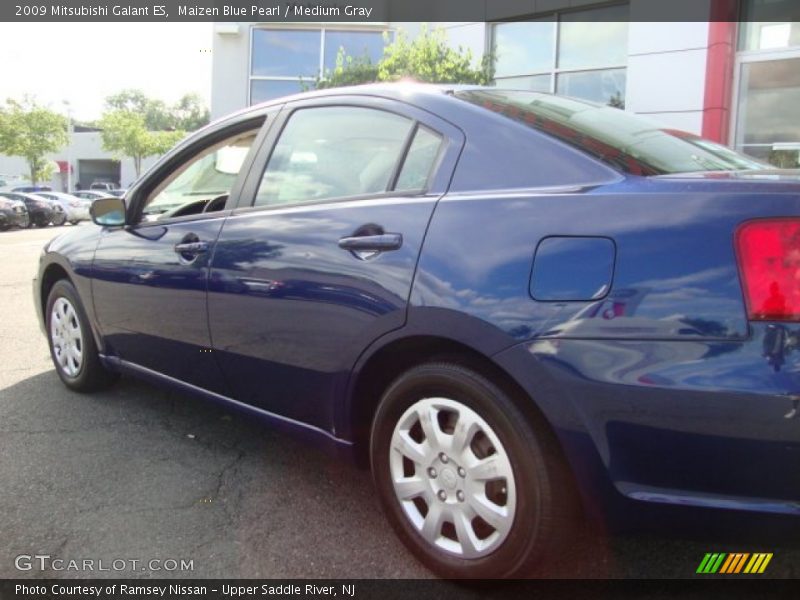 Maizen Blue Pearl / Medium Gray 2009 Mitsubishi Galant ES