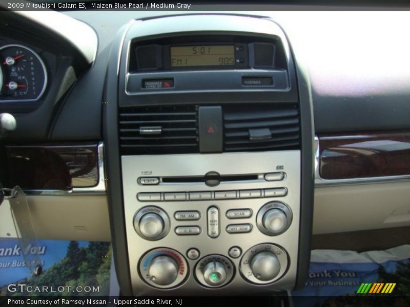 Maizen Blue Pearl / Medium Gray 2009 Mitsubishi Galant ES