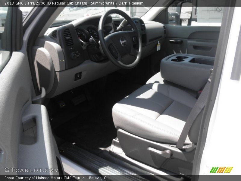 Summit White / Dark Titanium 2013 GMC Sierra 2500HD Regular Cab Chassis