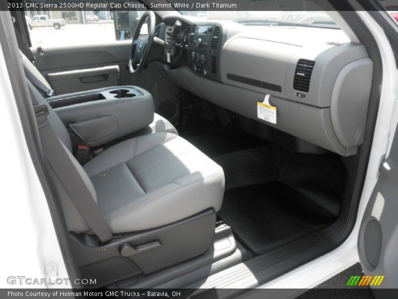 Summit White / Dark Titanium 2013 GMC Sierra 2500HD Regular Cab Chassis