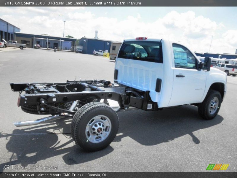Summit White / Dark Titanium 2013 GMC Sierra 2500HD Regular Cab Chassis