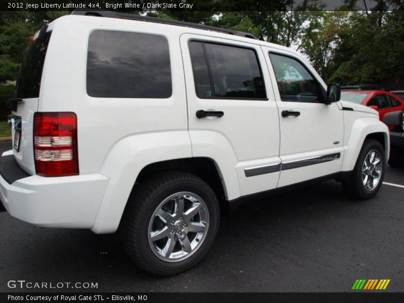 Bright White / Dark Slate Gray 2012 Jeep Liberty Latitude 4x4