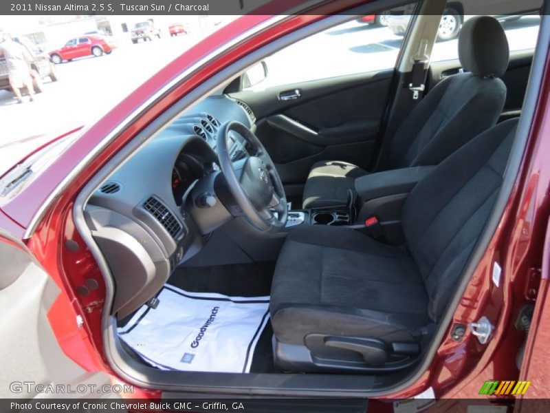 Front Seat of 2011 Altima 2.5 S