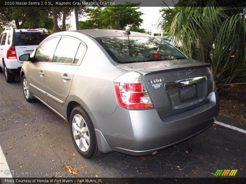 Magnetic Gray Metallic / Charcoal 2010 Nissan Sentra 2.0 SL