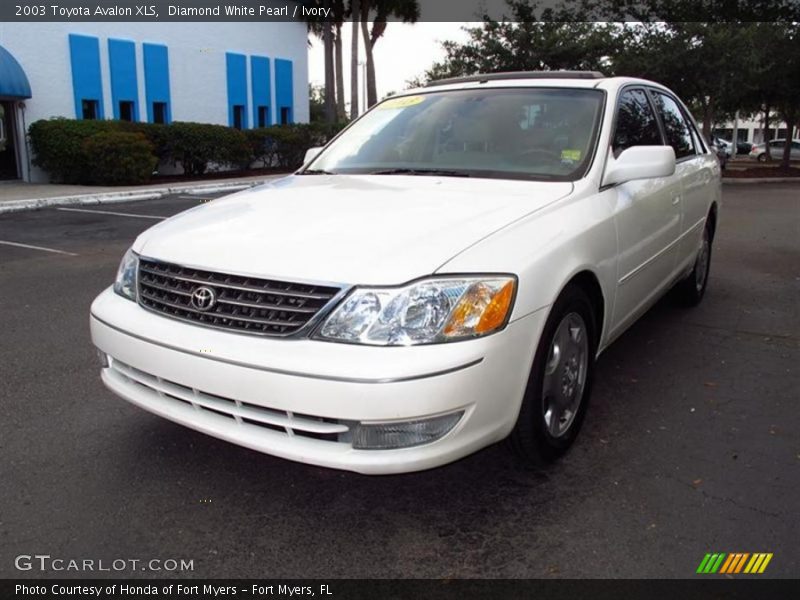 Diamond White Pearl / Ivory 2003 Toyota Avalon XLS