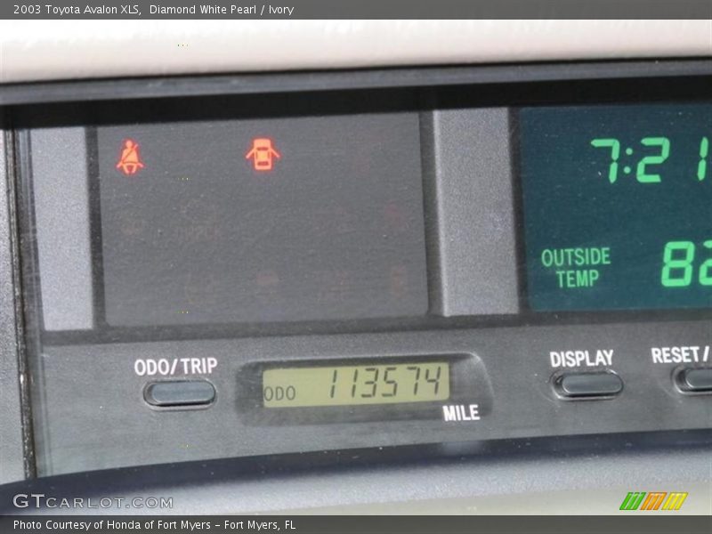 Diamond White Pearl / Ivory 2003 Toyota Avalon XLS