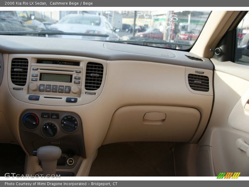 Cashmere Beige / Beige 2006 Kia Rio LX Sedan