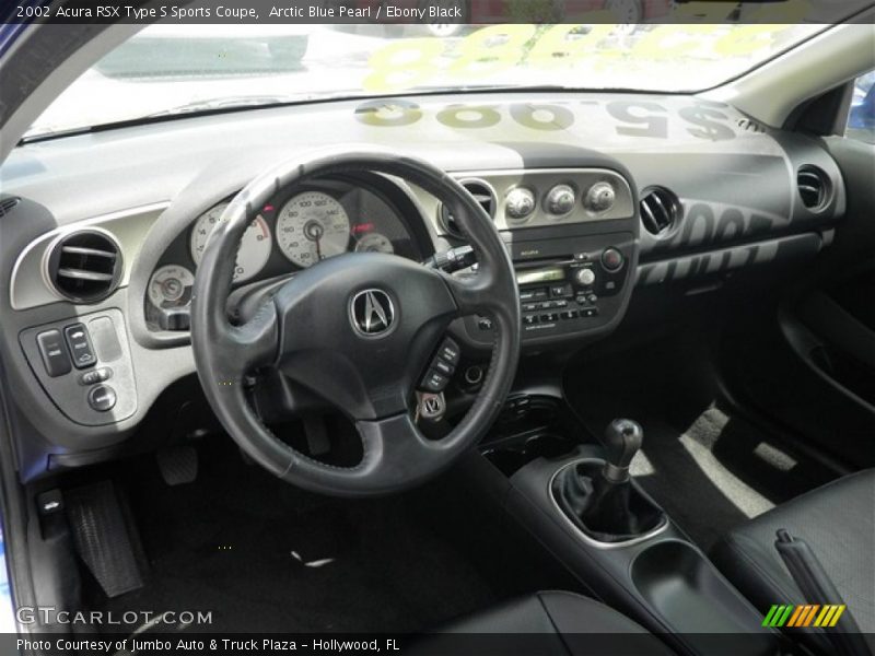 Dashboard of 2002 RSX Type S Sports Coupe