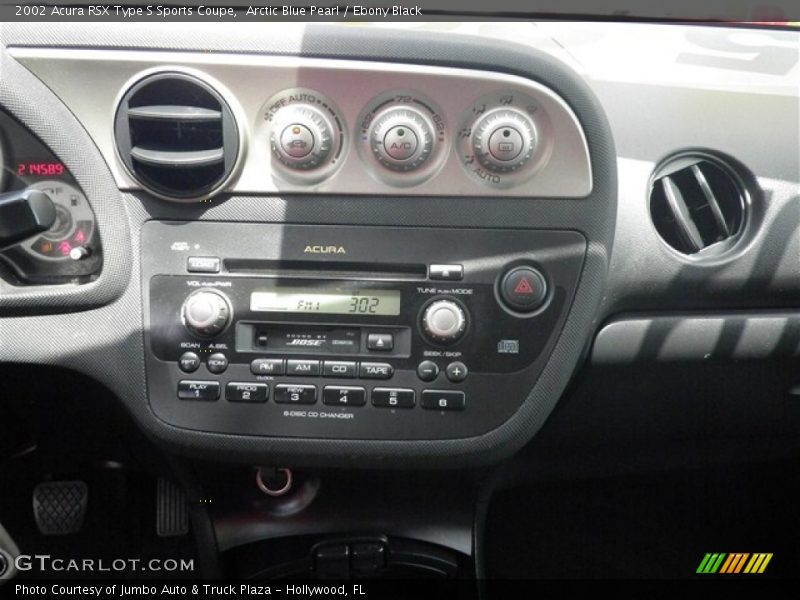 Controls of 2002 RSX Type S Sports Coupe