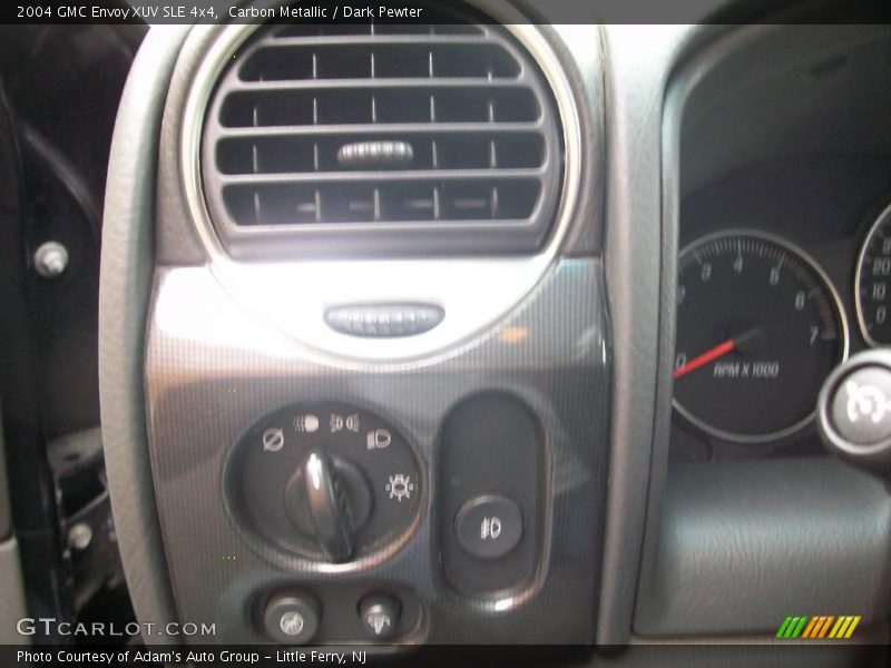 Carbon Metallic / Dark Pewter 2004 GMC Envoy XUV SLE 4x4