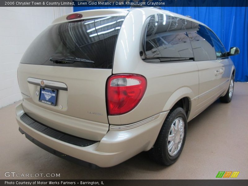 Linen Gold Metallic / Dark Khaki/Light Graystone 2006 Chrysler Town & Country Limited