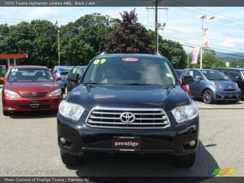 Black / Ash 2009 Toyota Highlander Limited 4WD