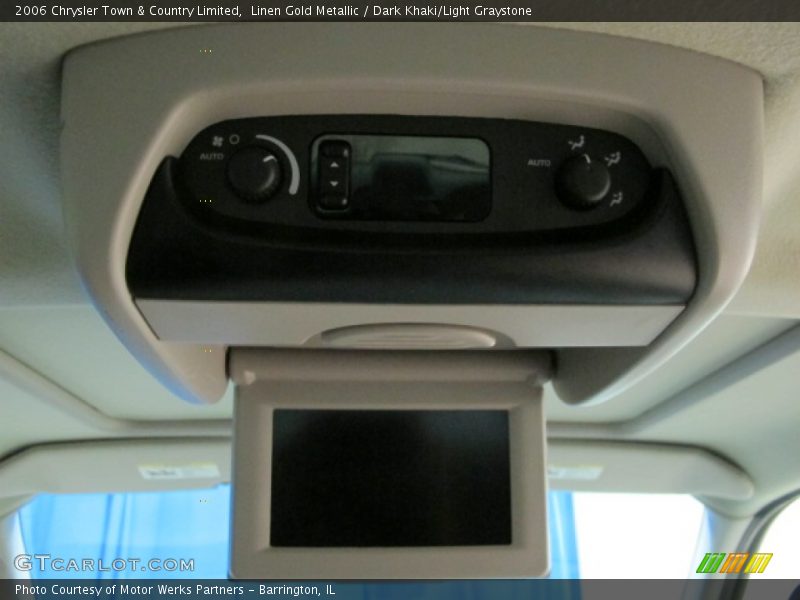 Linen Gold Metallic / Dark Khaki/Light Graystone 2006 Chrysler Town & Country Limited