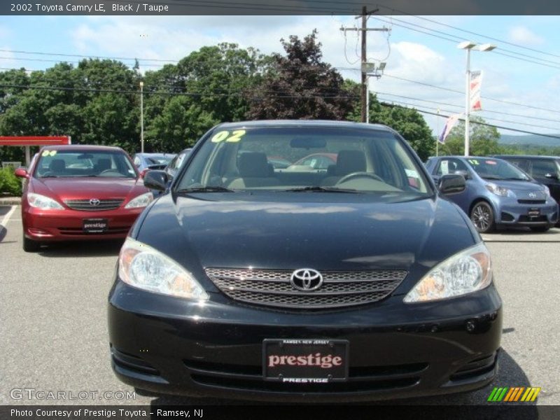 Black / Taupe 2002 Toyota Camry LE
