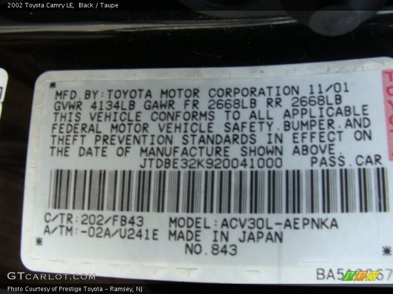 Black / Taupe 2002 Toyota Camry LE