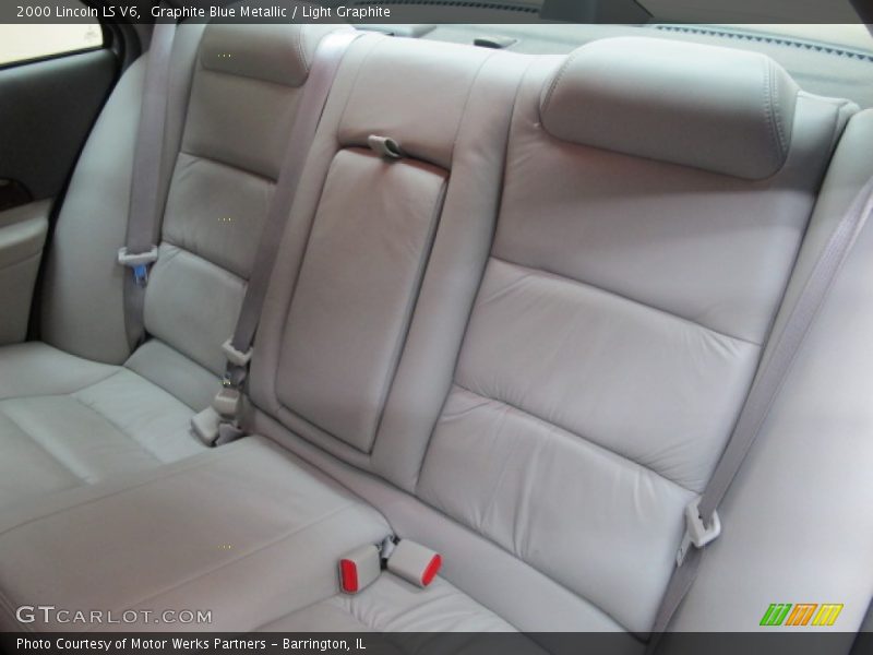 Rear Seat of 2000 LS V6