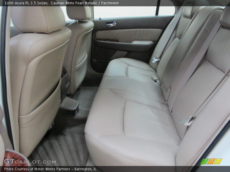 Cayman White Pearl Metallic / Parchment 1998 Acura RL 3.5 Sedan