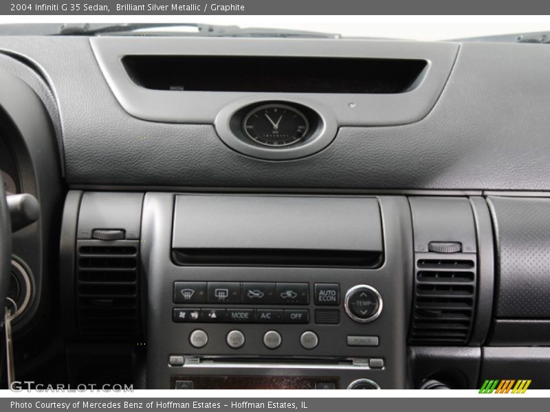 Brilliant Silver Metallic / Graphite 2004 Infiniti G 35 Sedan