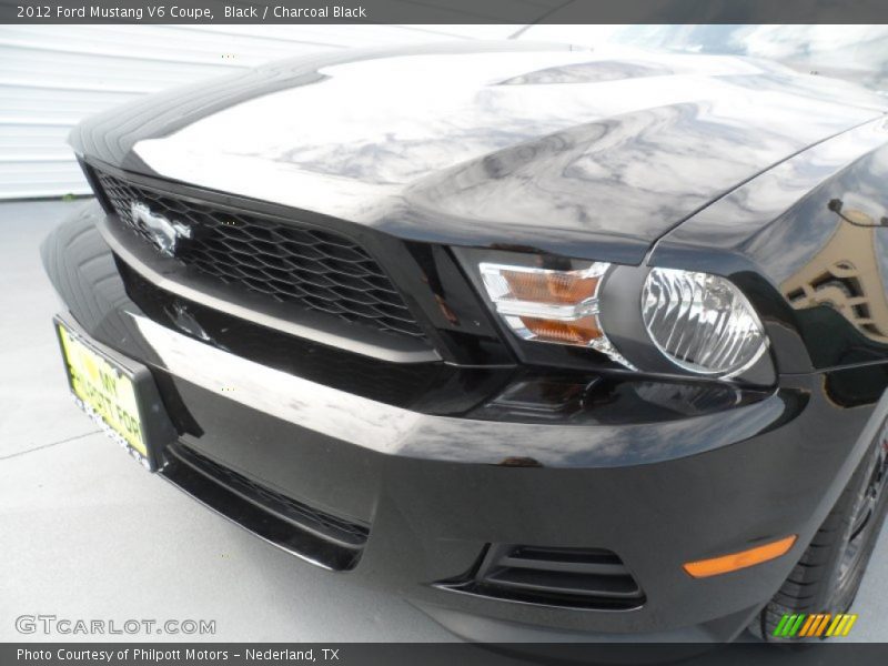 Black / Charcoal Black 2012 Ford Mustang V6 Coupe