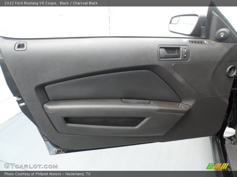 Door Panel of 2012 Mustang V6 Coupe