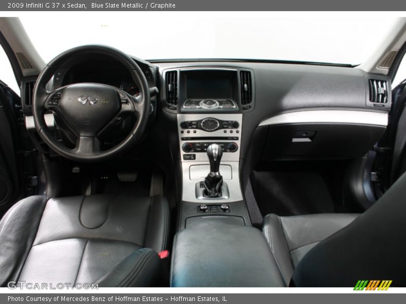 Dashboard of 2009 G 37 x Sedan