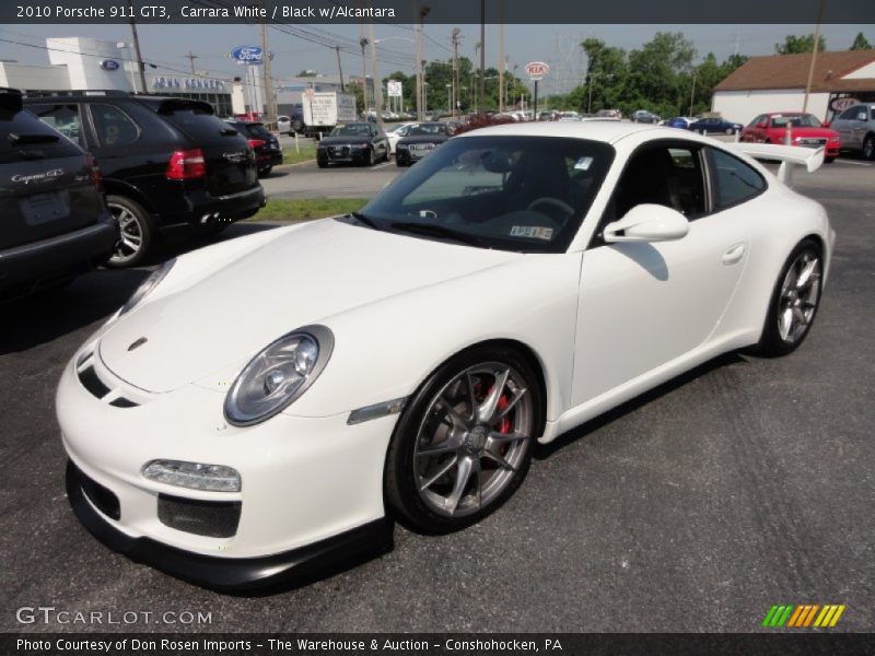 Front 3/4 View of 2010 911 GT3