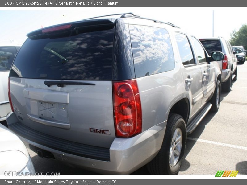 Silver Birch Metallic / Light Titanium 2007 GMC Yukon SLT 4x4