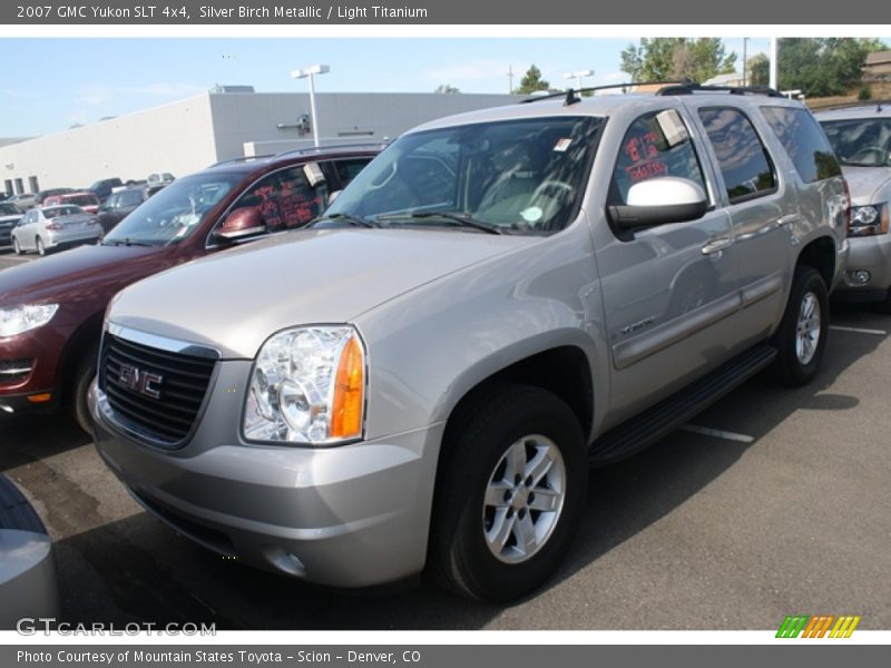 Silver Birch Metallic / Light Titanium 2007 GMC Yukon SLT 4x4