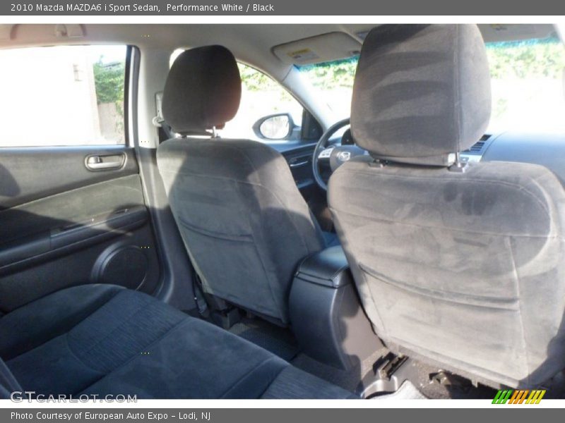 Performance White / Black 2010 Mazda MAZDA6 i Sport Sedan
