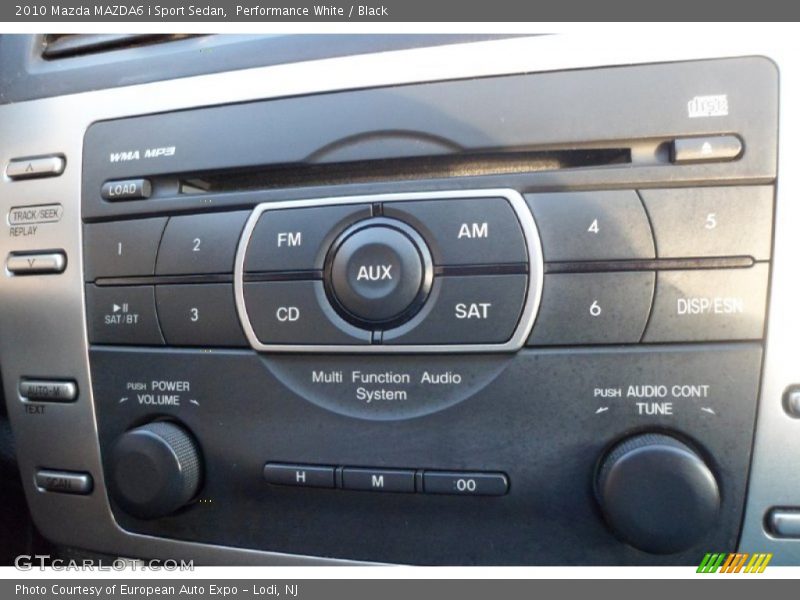 Performance White / Black 2010 Mazda MAZDA6 i Sport Sedan