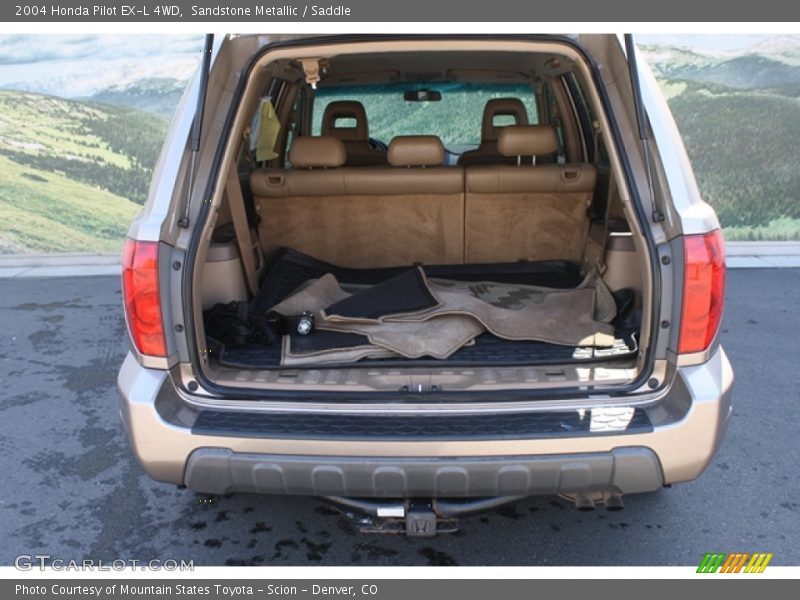  2004 Pilot EX-L 4WD Trunk