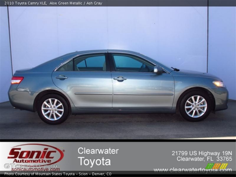 Aloe Green Metallic / Ash Gray 2010 Toyota Camry XLE