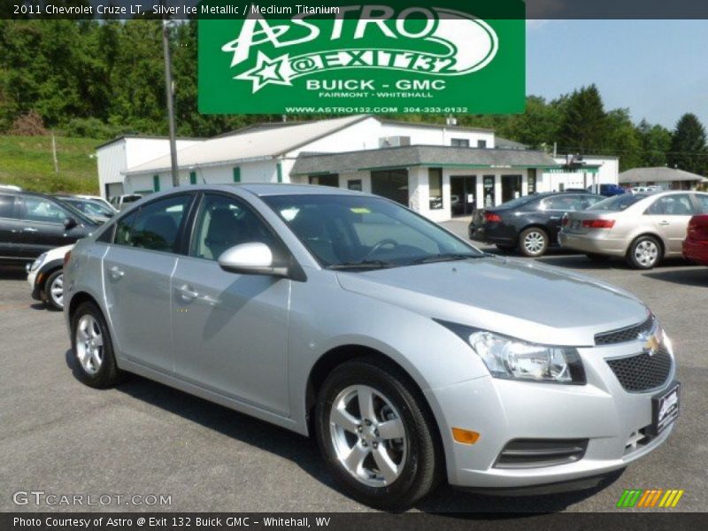 Silver Ice Metallic / Medium Titanium 2011 Chevrolet Cruze LT