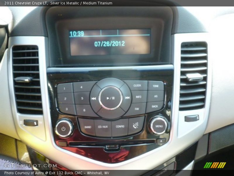 Silver Ice Metallic / Medium Titanium 2011 Chevrolet Cruze LT