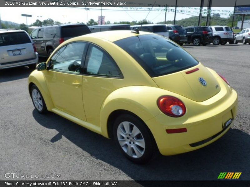 Sunflower Yellow / Black 2010 Volkswagen New Beetle 2.5 Coupe