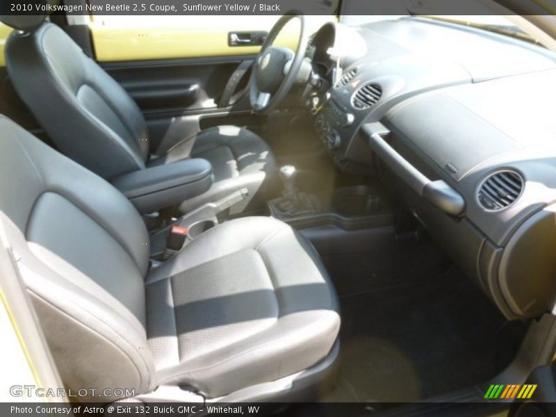 Sunflower Yellow / Black 2010 Volkswagen New Beetle 2.5 Coupe