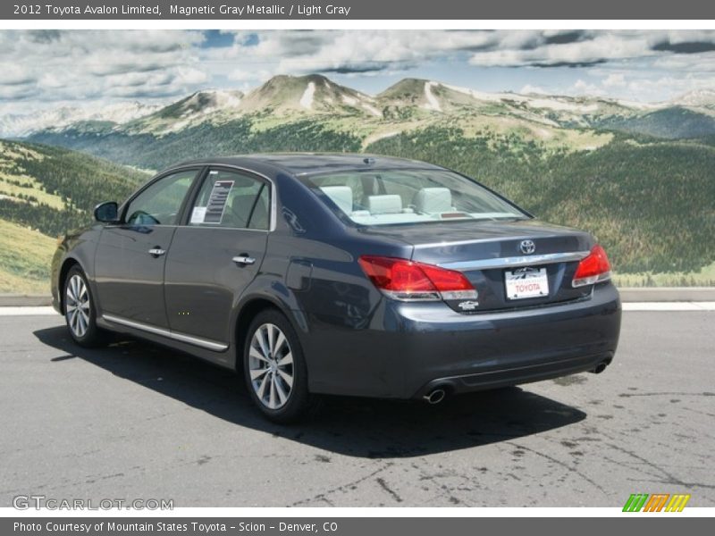 Magnetic Gray Metallic / Light Gray 2012 Toyota Avalon Limited