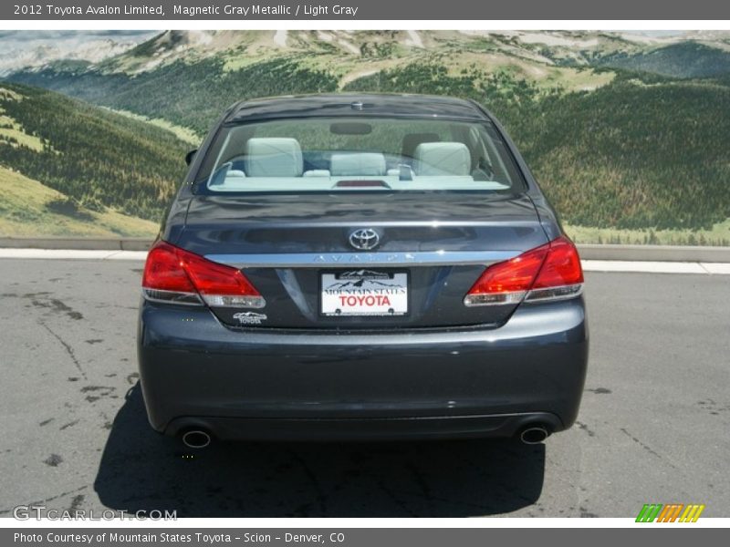 Magnetic Gray Metallic / Light Gray 2012 Toyota Avalon Limited