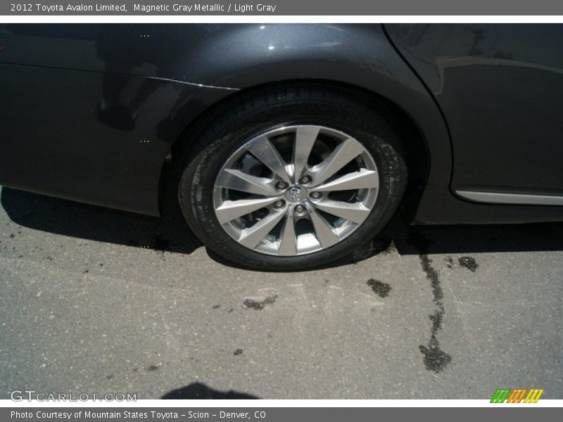 Magnetic Gray Metallic / Light Gray 2012 Toyota Avalon Limited
