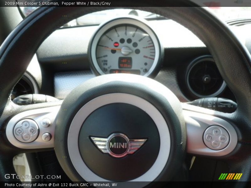 Pepper White / Black/Grey 2009 Mini Cooper S Clubman