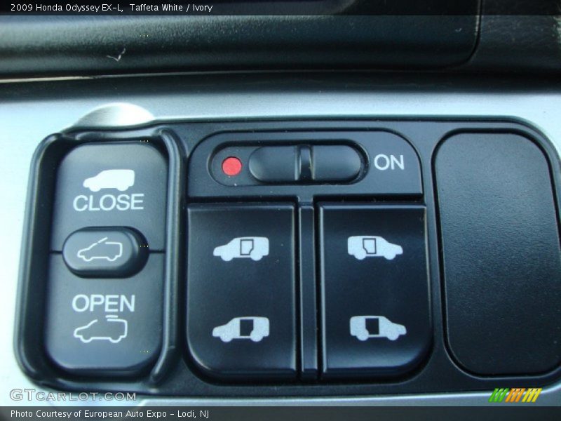 Taffeta White / Ivory 2009 Honda Odyssey EX-L