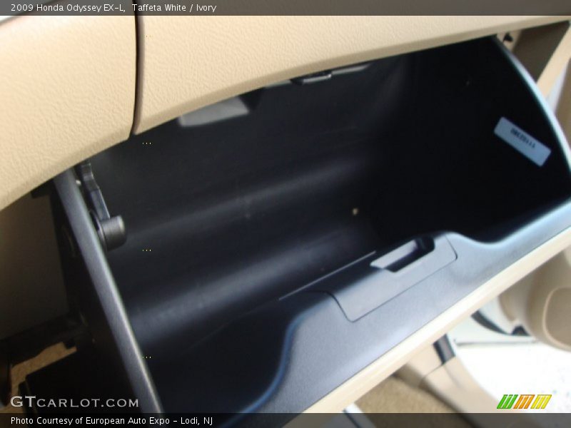 Taffeta White / Ivory 2009 Honda Odyssey EX-L