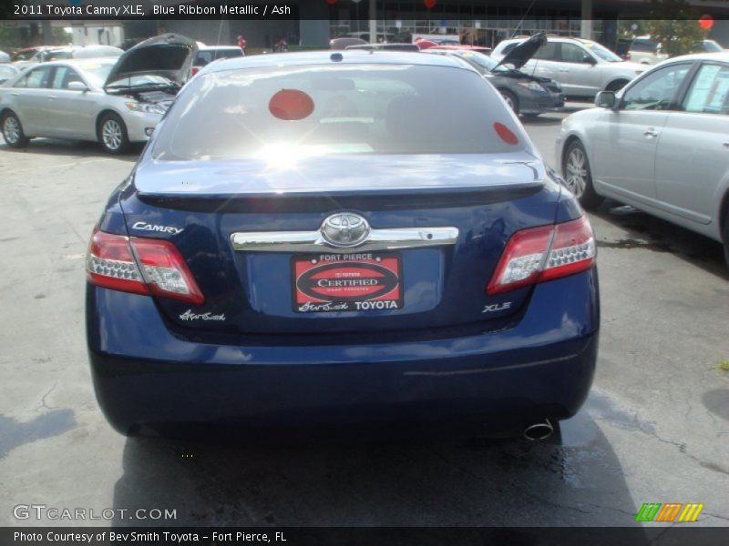 Blue Ribbon Metallic / Ash 2011 Toyota Camry XLE