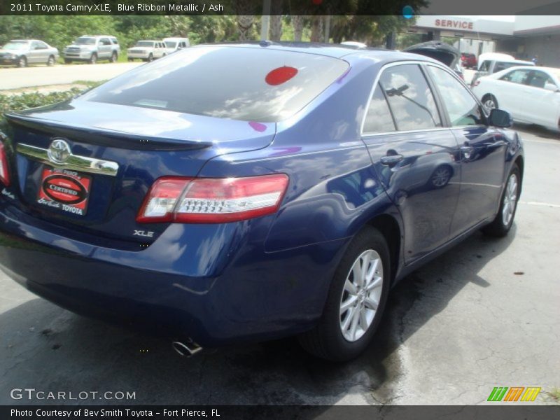 Blue Ribbon Metallic / Ash 2011 Toyota Camry XLE