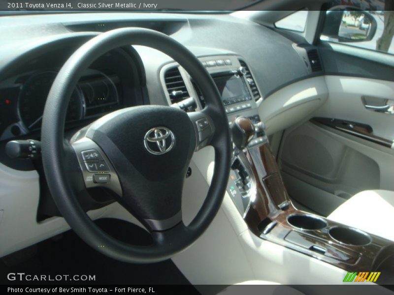 Classic Silver Metallic / Ivory 2011 Toyota Venza I4