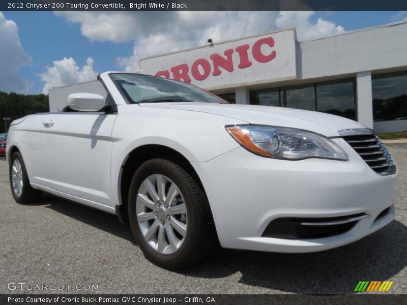 Bright White / Black 2012 Chrysler 200 Touring Convertible