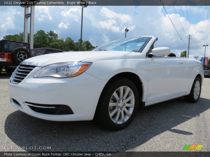 Bright White / Black 2012 Chrysler 200 Touring Convertible