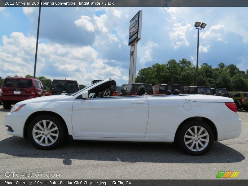 Bright White / Black 2012 Chrysler 200 Touring Convertible