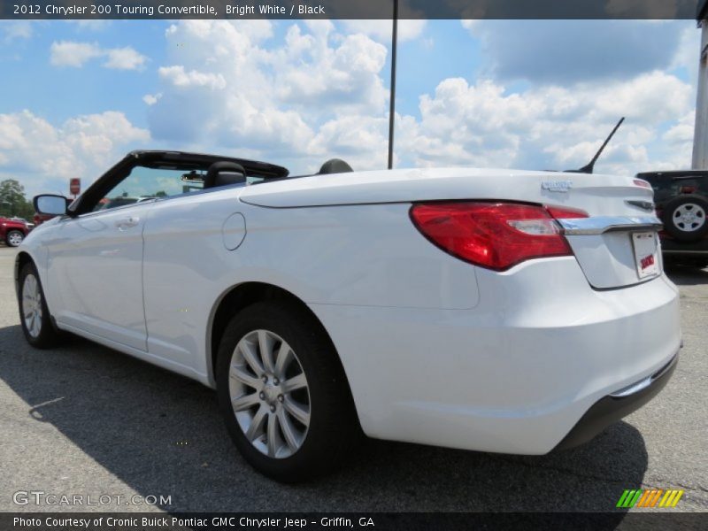Bright White / Black 2012 Chrysler 200 Touring Convertible