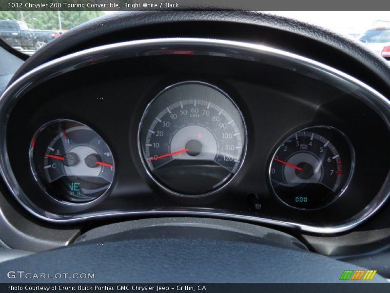 Bright White / Black 2012 Chrysler 200 Touring Convertible